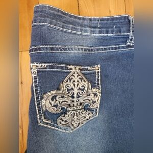 Boutique Deep Blue Jean Shorts for Women Size 20W Embelished